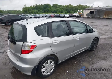 2012 Honda Fit z USA, uszkodzony, nr VIN JHMGE8H3XCC001848